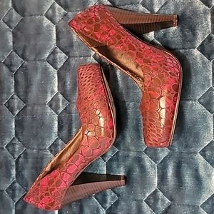 Dollhouse heels size 8.5